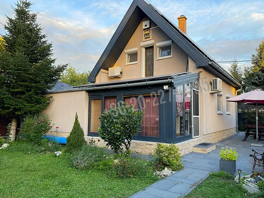 eladó családi ház, Áporka