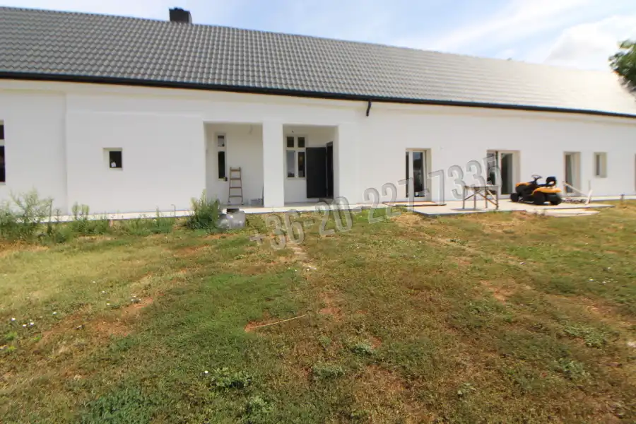eladó családi ház, Dömsöd