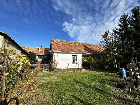 Eladó családi ház, Ráckeve 2 szoba 65 m² 52.5 M Ft