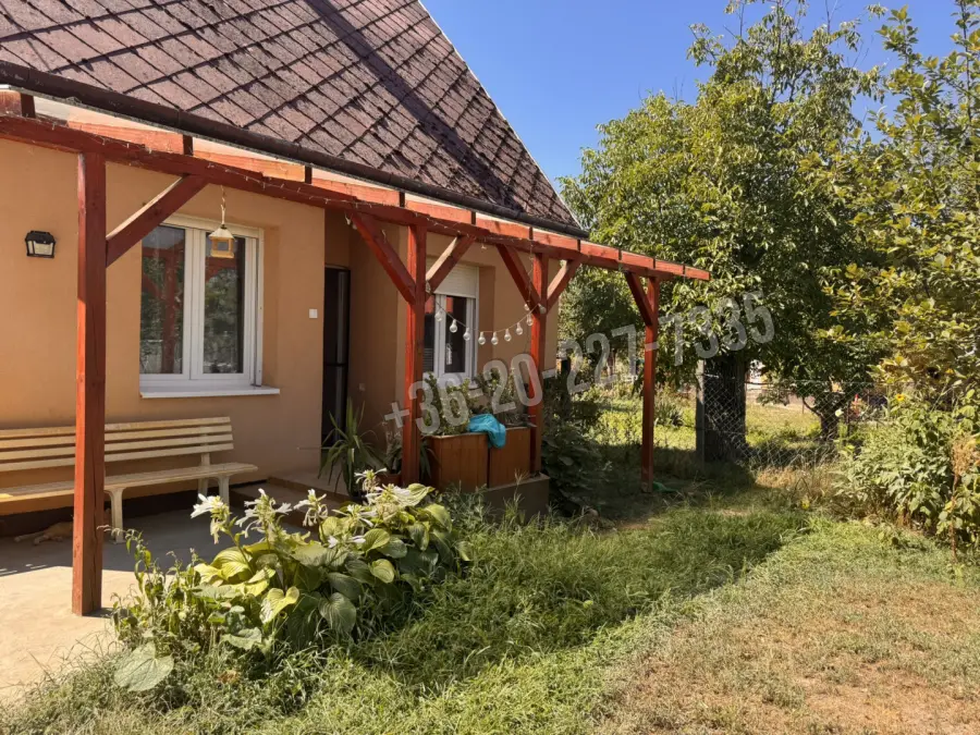 eladó nyaraló, Kiskunlacháza