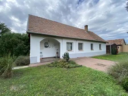 Eladó tanya, Ráckeve 3 szoba 122 m² 85 M Ft